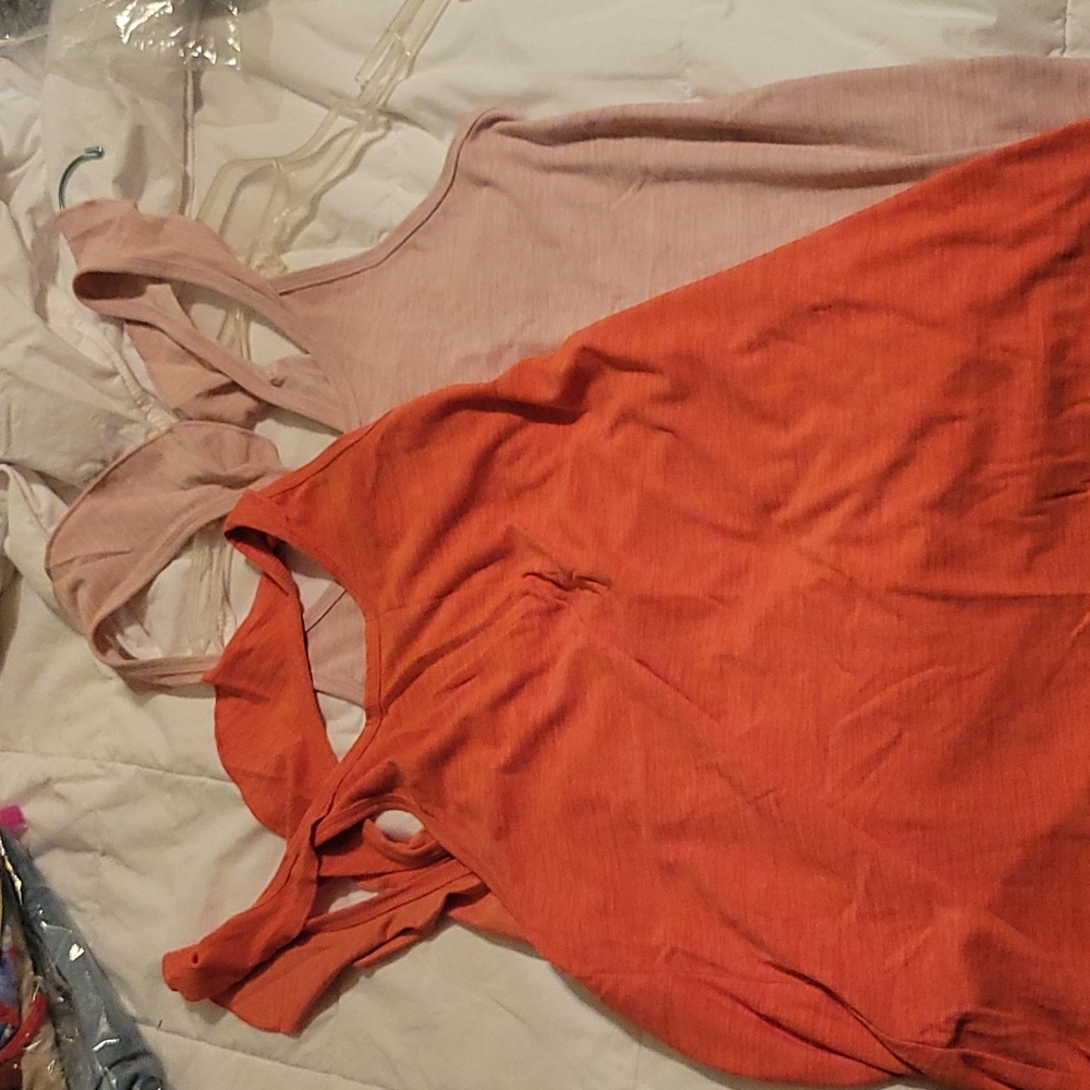 #20) OLD NAVY tank bundle